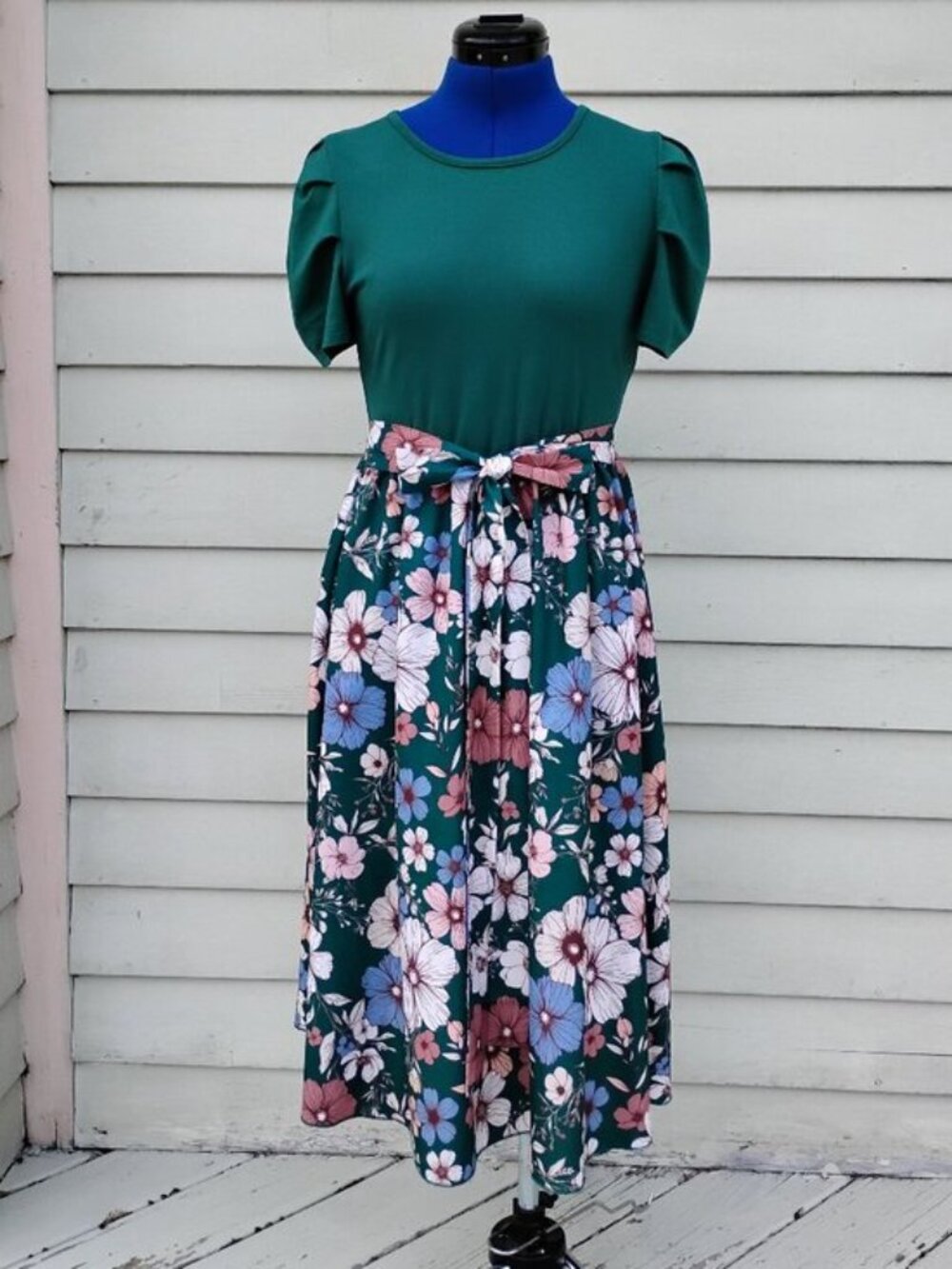 Shein Floral Fit and Flare Dress - Picture 2 of 5